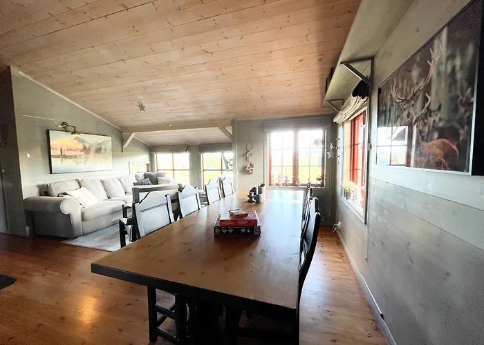 Koia - Flott Beliggenhet Ved Vannet Vegår Vegårshei